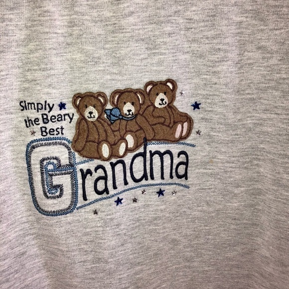 Simply the beary best grandma gray sweatshirt size PS cotton and polyester - Picture 2 of 10